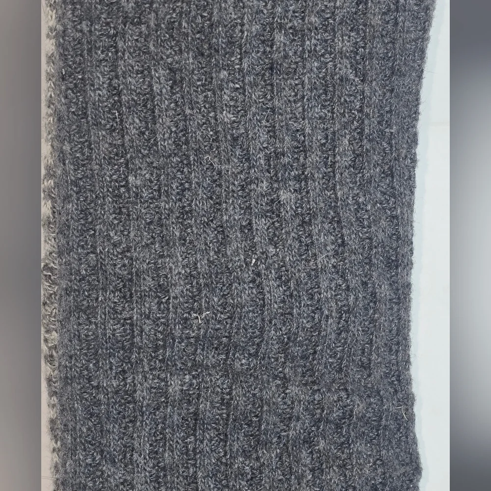 2 Pair of Egale Rugged Wear Leg Warmers Gray One Size